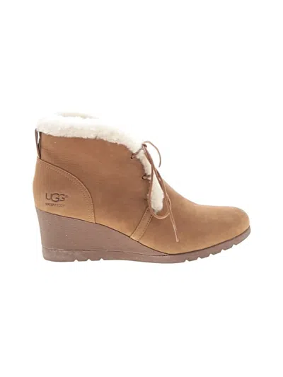 Pre-owned Ugg Wedges In Tan