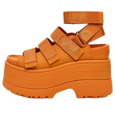 Ugg (wmns)  Goldenrise Platform Sandals 'dark Apricot' In Orange