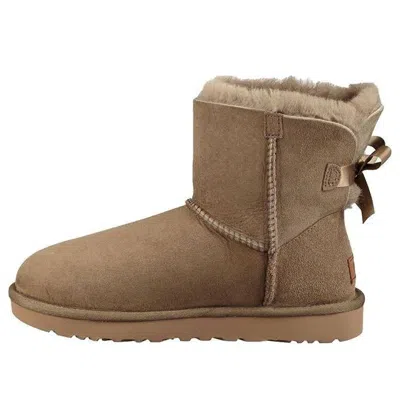 UGG (WMNS) UGG MINI BAILEY BOW II BOOT SNOW BOOTS LIGHT BROWN