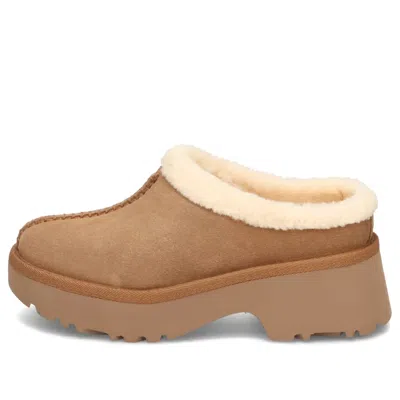 Ugg (wmns)  New Heights Cozy Clog 'chestnut' In Brown