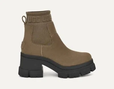 Ugg Women's Brooklyn Chelsea Boot In Hickory In Brown