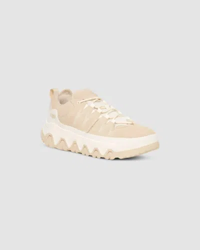 UGG WOMEN'S CAPTRAIL LOW SHOES IN LIGHT BEIGE