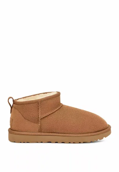 Ugg Women's Classic Ultra Mini Boot In Chestnut In Black