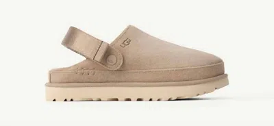 UGG WOMEN'S GOLDENSTAR CLOG IN SAND