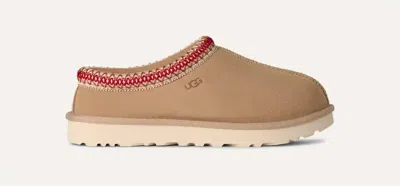 UGG WOMEN'S TASMAN II SLIPPER IN SAND/DARK CHERRY