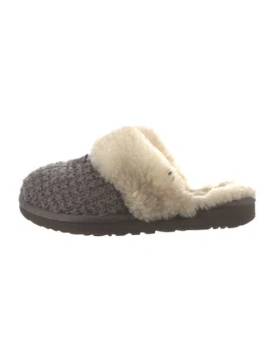 Pre-owned Ugg Wool Slippers In Grey