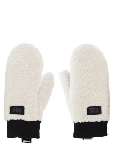Ugg Fluff" Fleece Knobs In White