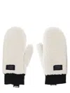 Ugg Fluff Fleece Knobs In White