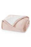 Ugg(r) Bliss Fuzzy Throw In Quartz/quartz