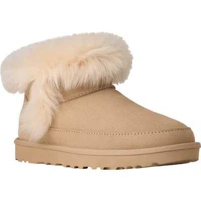 Ugg(r) Classic Ultra Mini Chalet Boot In Sand