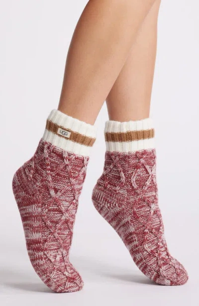 Ugg(r) Deedee Fleece Lined Quarter Crew Socks In Rubious/chestnut
