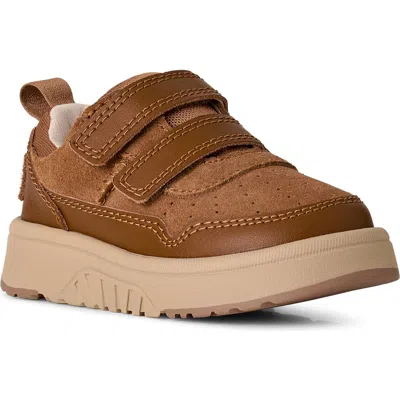 Ugg (r) Kids' Rennie Low Sneaker In Brown