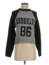 Ultra Flirt Pullover Sweater In Gray