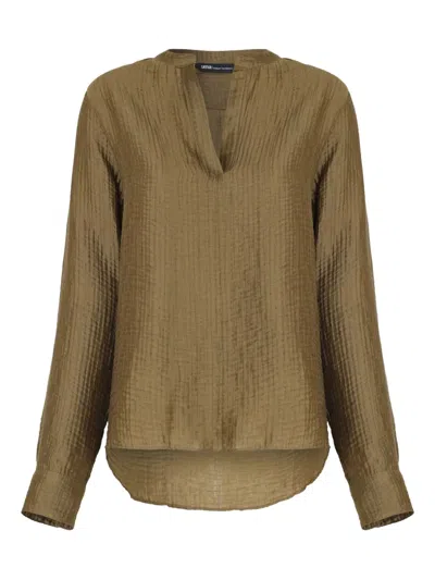 Uma | Raquel Blay Textured V-neck Blouse In Green