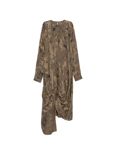 Uma Wang Apque Floral-jacquard Draped Dress In Brown
