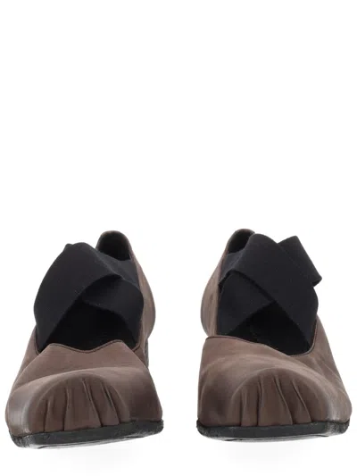 Uma Wang Calf Leather Ballerinas In Brown