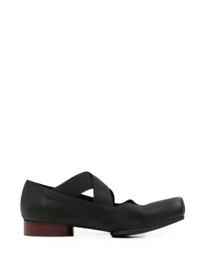 Uma Wang Crossover-strap Square-toe Ballet Flats In Black