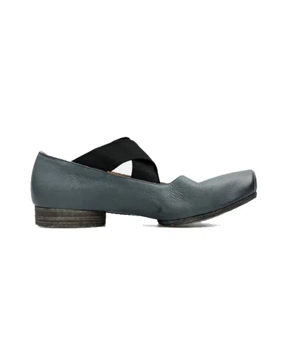 Uma Wang Cross-strap Flats In Green