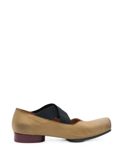 Uma Wang Mary Jane Leather Flats With Square Toe And Elasticized Laces In Neutral