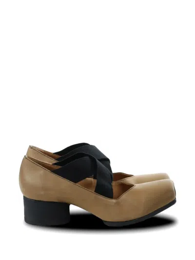 Uma Wang Cross-strap Square-toe Pumps In Brown