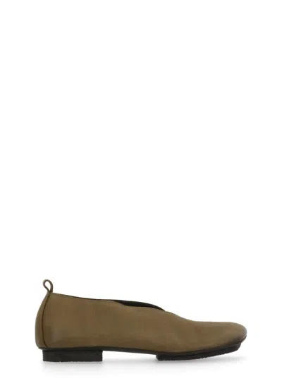 UMA WANG UMA WANG FLAT SHOES