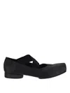 Uma Wang Flats In Negro