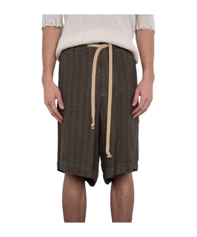 Uma Wang Herringbone Shorts In Beige