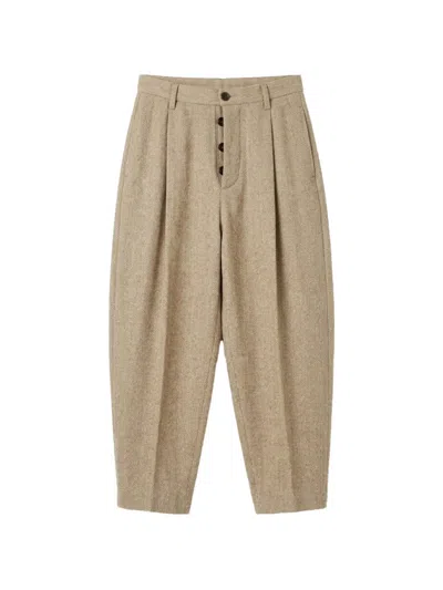 Uma Wang Herringbone-pattern Pleated Trousers In Brown