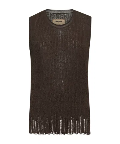 Uma Wang Knitted Sleeveless Vest In Brown