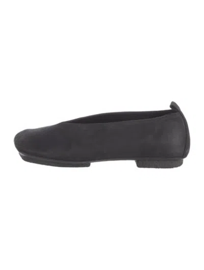 Pre-owned Uma Wang Leather Flats In Black