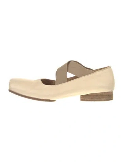 Pre-owned Uma Wang Leather Flats In Neutral