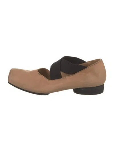 Pre-owned Uma Wang Leather Mary Jane Flats In Neutral