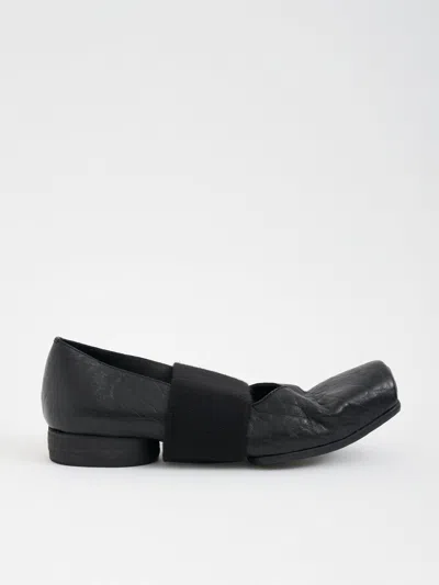 Uma Wang Leather Strap Ballerina In Black