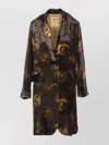 Uma Wang Longline Velvet Effect Jacket With Notched Lapel In Brown