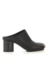 Uma Wang Stone Mule In Black