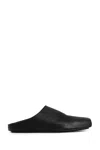 Uma Wang Mules Neri Da Uomo In Black