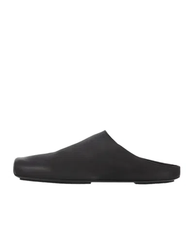 UMA WANG OPEN-HEELED SLIPPERS