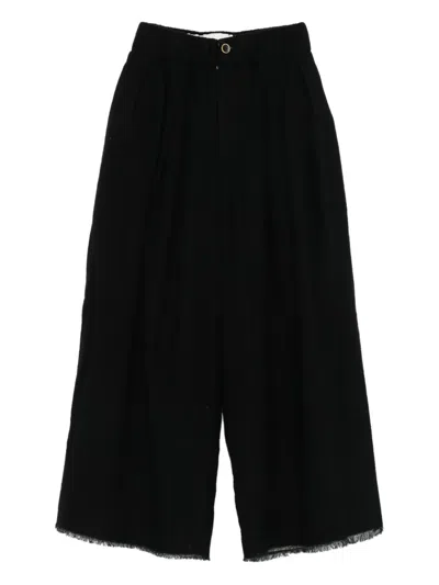 Uma Wang Pleated Frayed Trousers In Black