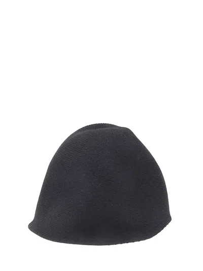 Uma Wang Ribbed Cashmere Cloche Hat In Black