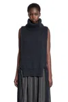 Uma Wang Sleeveless High Neck Knitted Top In Gray