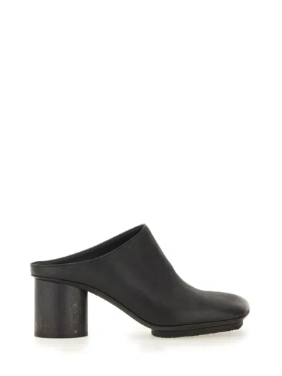 Uma Wang Stone Mule In Black