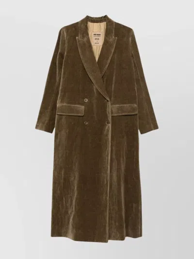 UMA WANG VELVET TEXTURE CAMELOT COAT WITH PEAK LAPELS