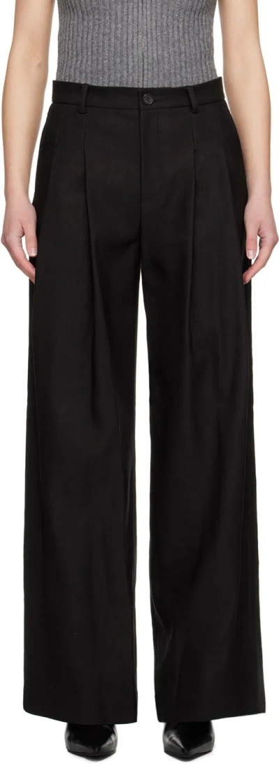 Umber Postpast Black Pleated Trousers