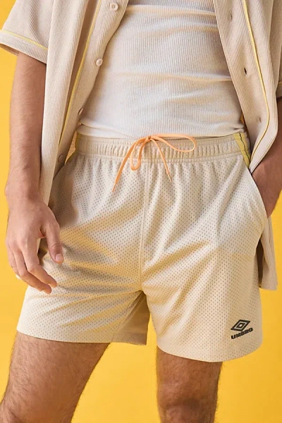 Umbro 5" Mesh Short In Gray Morn, Men's At Urban Outfitters