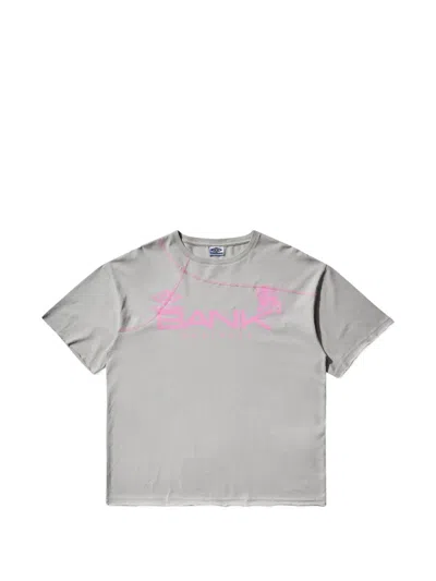 Umbro Graphic T-shirt In Neutral