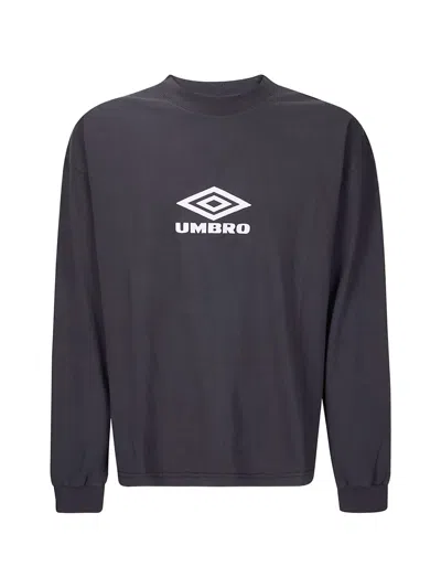 Umbro Logo-embroidered Long-sleeve T-shirt In Blue