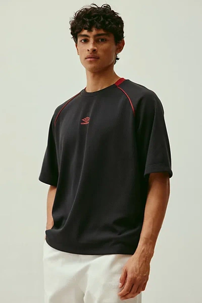 Umbro Mesh Jersey Tee In Black/red Dahlia, Men's At Urban Outfitters