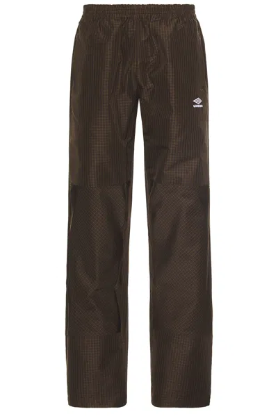 Umbro Mini Check Double Knee Pants In Check Brown