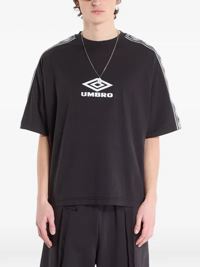 Umbro Tape Round Neck T-shirt In Black