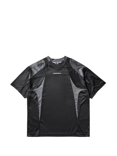 Umbro V-neck T-shirt In Black